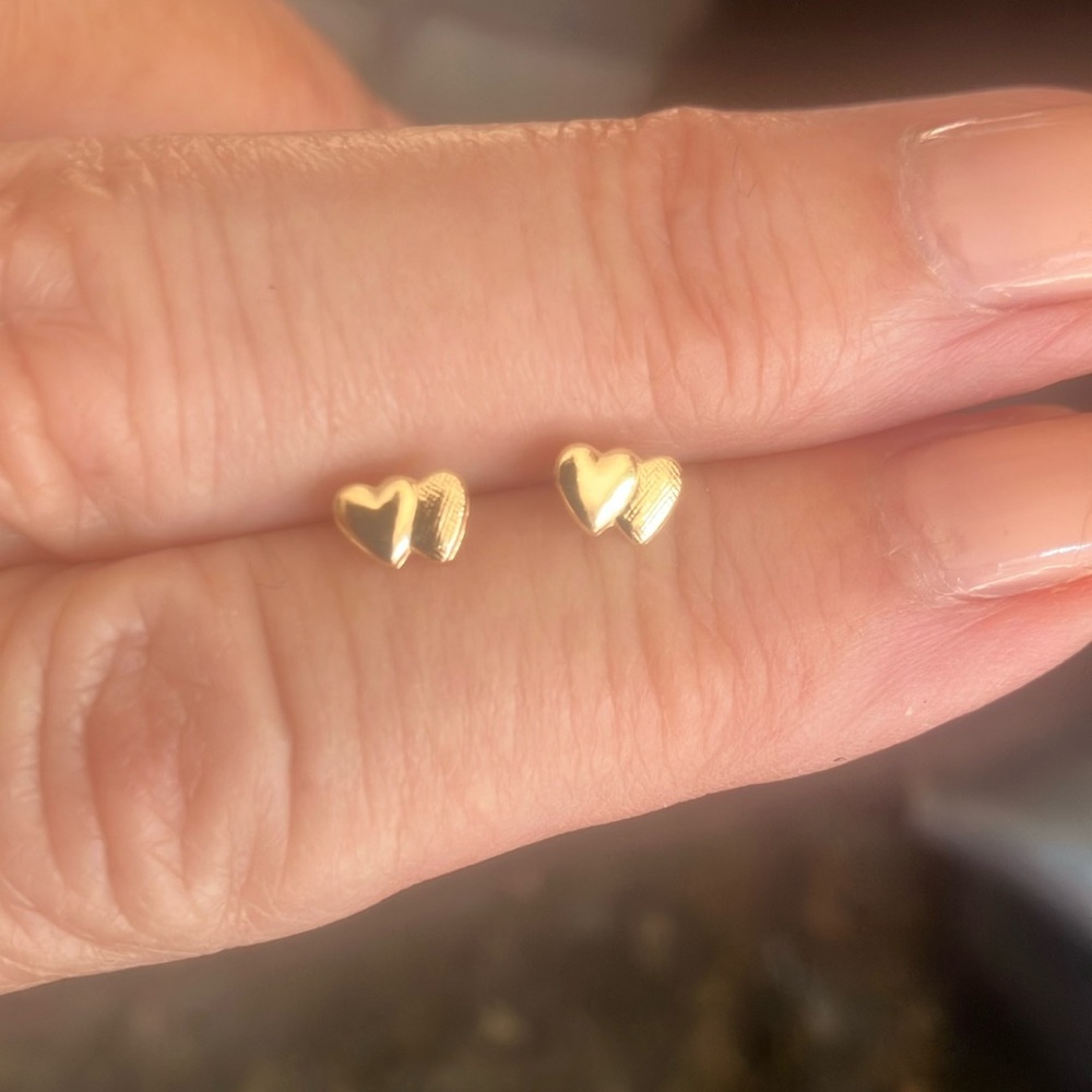 💛💕14K Gold Double Heart Pierced Earrings Perfect as A Baby Gift! Sz Very Small